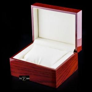 Prezentowe pudełko na zegarek - drewniane DELUXE